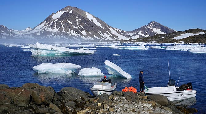 Largest Islands in The World in Hindi